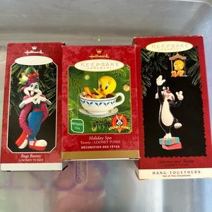 Hallmark LOONEY TUNES lot of 3 ornaments